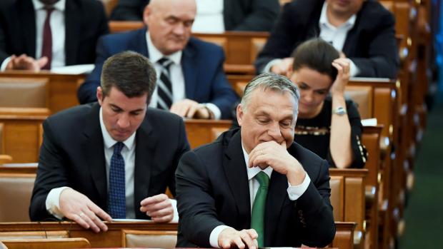 Maďarský premiér Viktor Orbán v parlamentu