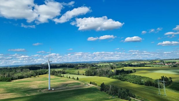 Větrné elektrárny nad Věžnicí na Havlíčkobrodsku