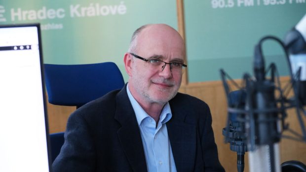 Jan Doskočil, odborník na rekonstrukční chirurgii pro onkologické pacienty z chirurgického centra a sanatoria Sanus v Hradci Králové