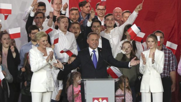 Polské prezidentské volby vyhrál Andrzej Duda