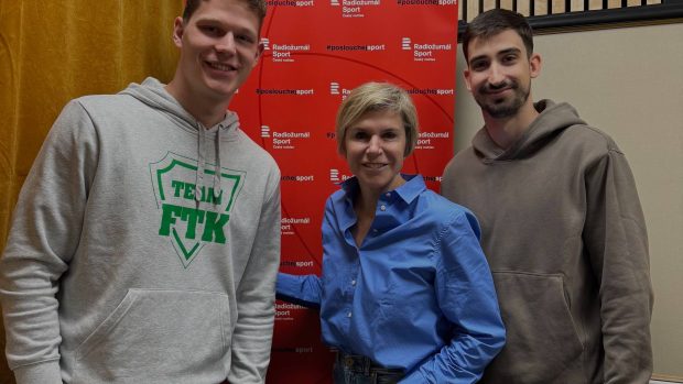 Kordisté Jakub Jurka a Martin Rubeš s Kateřinou Neumannovou