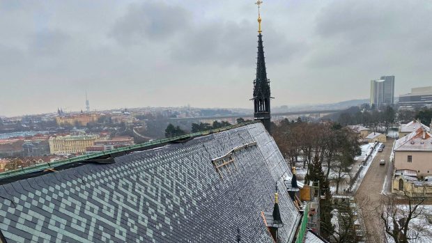 Střecha baziliky svatého Petra a Pavla na Vyšehradě