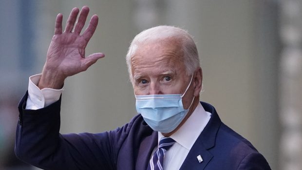 Zvolený prezident Spojených států Joe Biden se v úřadě bude muset potýkat s koronavirovou pandemií.