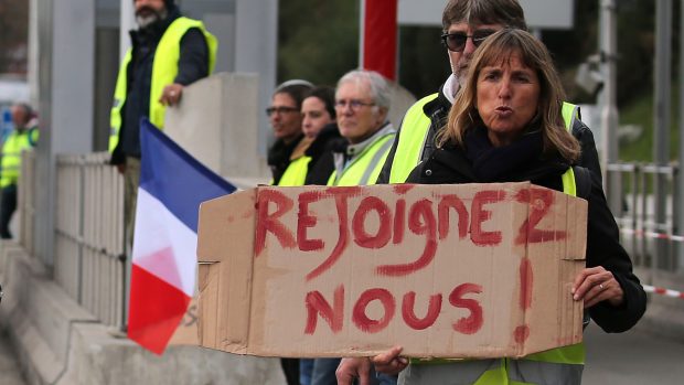 Protesty žlutých vest ve Francii