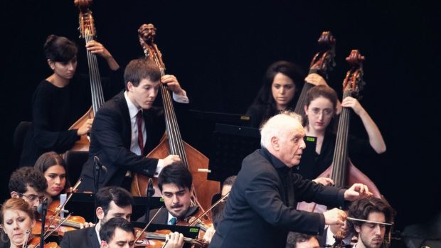 West–Eastern Divan Orchestra a Daniel Barenboim