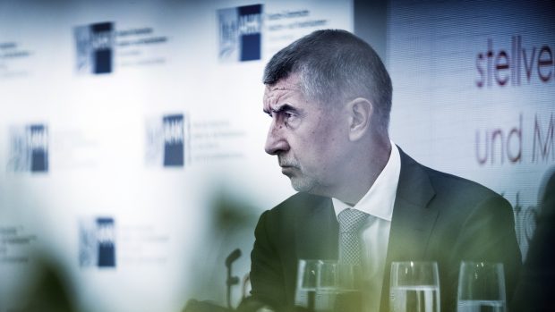 Premiér Andrej Babiš.
https://www.irozhlas.cz/zpravy-domov/andrej-babis-stret-zajmu-evropska-komise-agrofert-audit_2011120530_kno