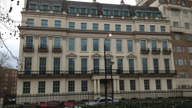 Dům se 45 pokoji v londýnské čtvrti Knightsbridge.