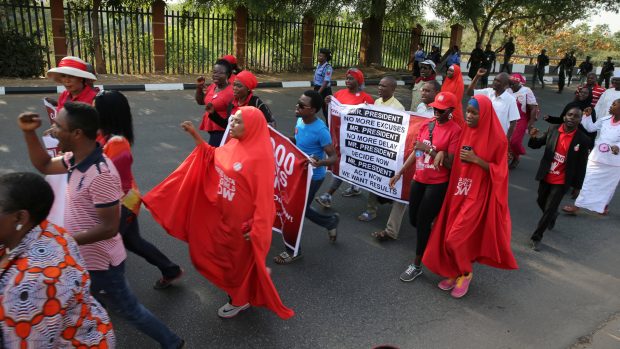 Za navrácení dívek bojují i členové  #BringBackOurGirls