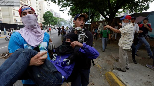 Protesty ve venezuelské metropoli Caracas