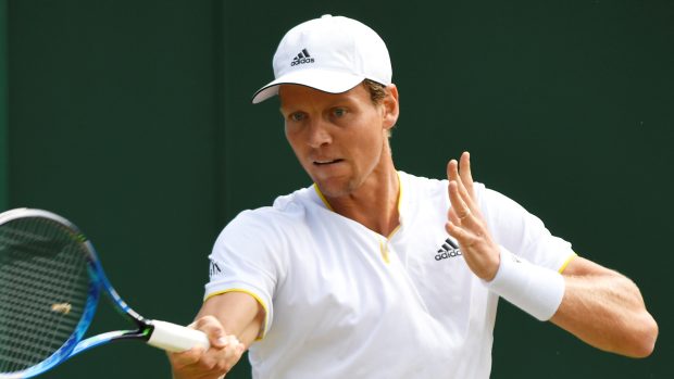Tomáš Berdych při zápase třetího kola Wimbledonu