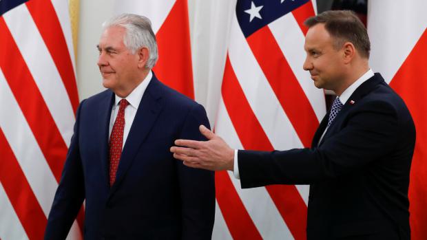 Americký ministra zahraničních věcí Rex Tillerson a polský prezident Andrzej Duda na schůzce ve Varšavě 27. ledna 2018