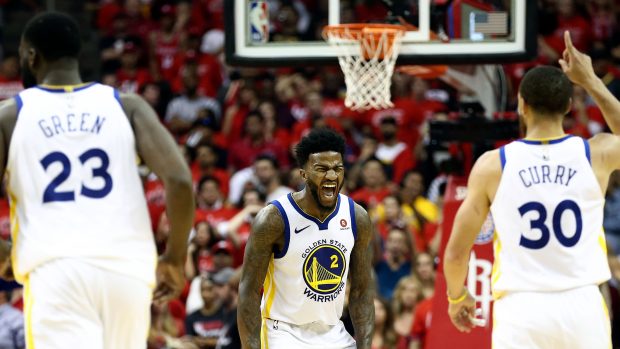 Radost Jordana Bella z týmu Golden State při zápase proti Houstonu