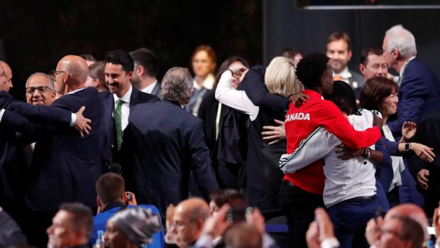 Radost zástupců kandidatury USA, Mexika a Kanady po zvolení