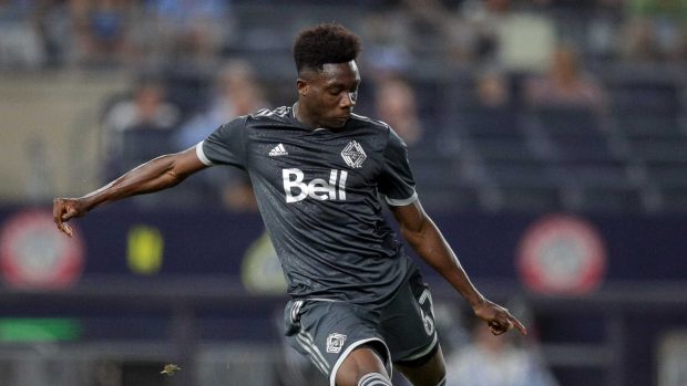 Alphonso Davies v dresu torontského klubu