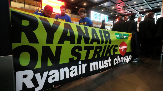 Jednodenní stávka zaměstnanců letecké společnosti Ryanair