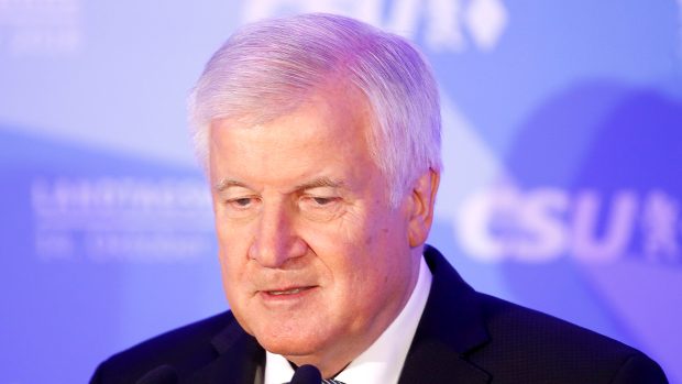 Německý ministr vnitra Horst Seehofer