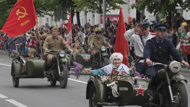 Porážku nacistického Německa si Rusové připomínali i v Sevastopolu.