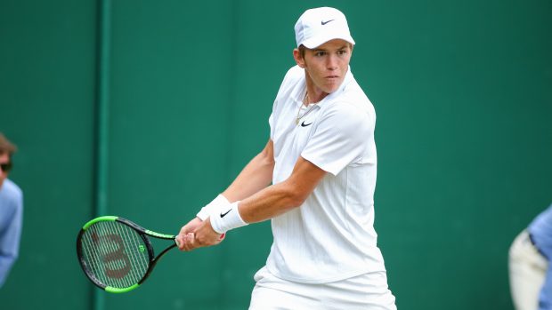 Martin Damm junior během zápasu juniorské soutěže Wimbledonu