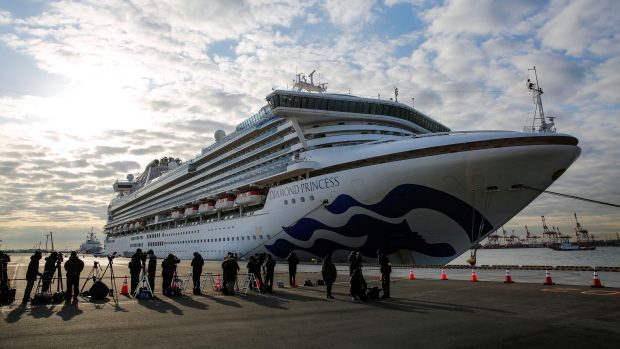 Výletní loď Diamond Princess, která kotví v Jokohamě