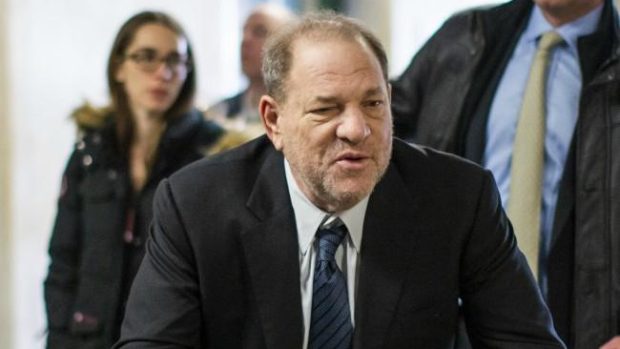 Harvey Weinstein byl odsouzen na 23 let ve vězení