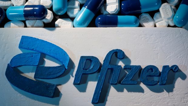 Pfizer testuje účinnosti své covidové pilulky. Ilustrační foto