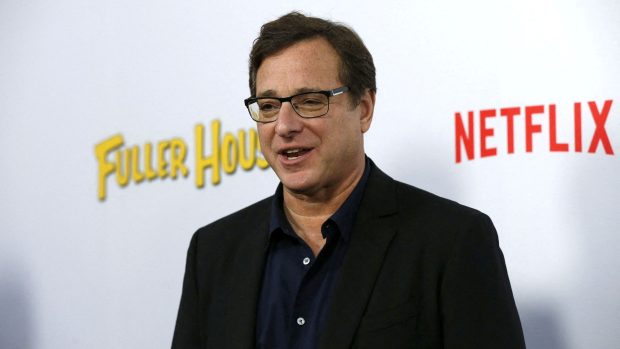 Ve věku 65 let zemřel americký herec a komik Bob Saget
