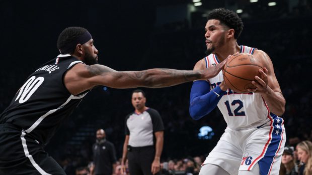 Tobias Harris v zápase proti Brooklynu zaznamenal 25 bodů