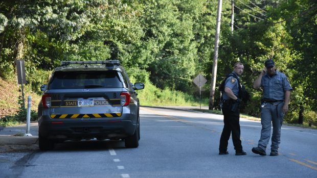 Američtí policisté už šest dní pátrají po odsouzeném vrahovi