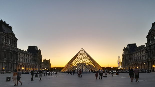 Louvre, Paříž