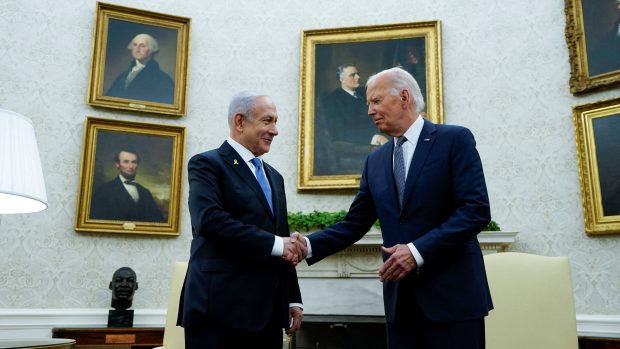 Izraelský premiér Benjamin Netanjahu (vlevo) a americký prezident Joe Biden