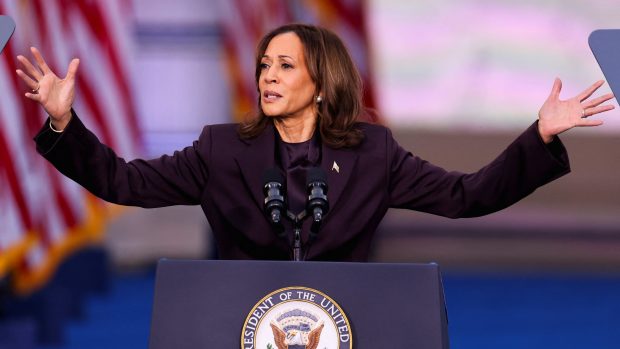 Kamala Harrisová při projevu na Howardově univerzitě ve Washingtonu D.C.