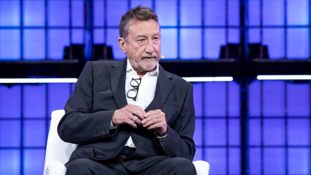 Britský scénárista Steven Knight (foto z roku 2024)