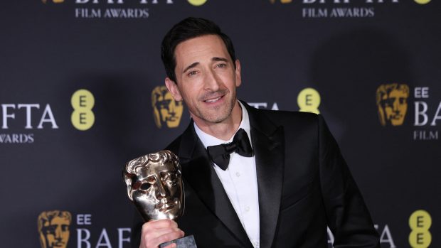 Hvězda Brutalisty Adrien Brody má BAFTA pro nejlepšího herce v hlavní roli