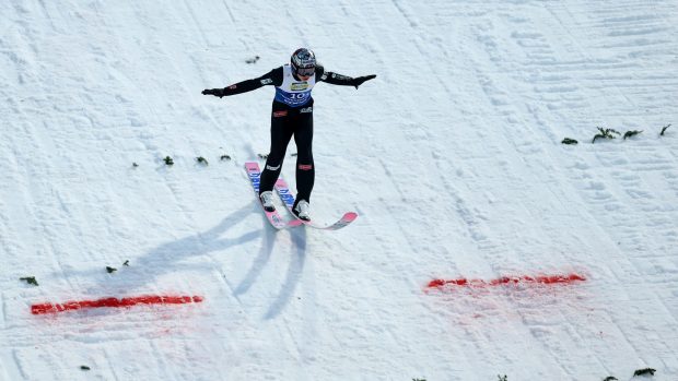 Norští skokané na lyžích na mistrovství světa v Trondheimu podváděli