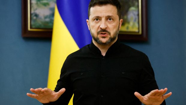 Ukrajinský prezident Volodymyr Zelenskyj na informativní schůzce pro média po svém telefonátu s americkým prezidentem Donaldem Trumpem 19. 5. 2025