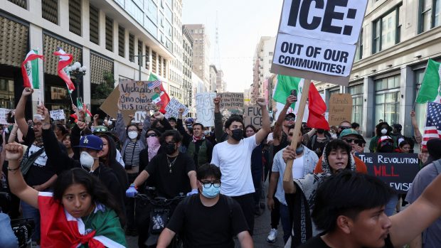 Pokračující protesty v Los Angeles