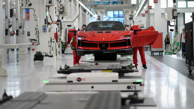 Výroba vozů ferrari v Marenellu