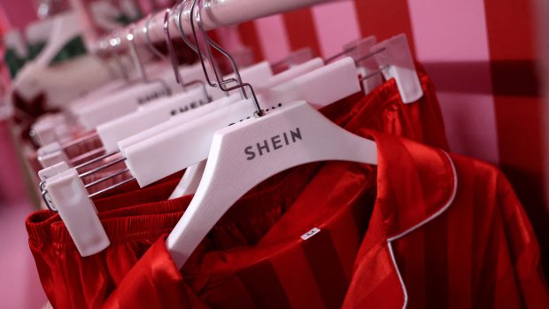 Čínský fast fashion ochod Shein
