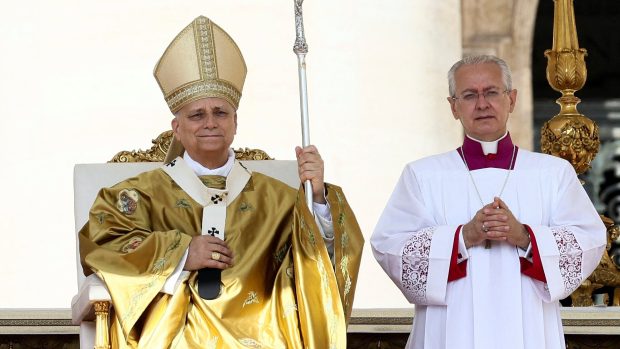 Papež Lev XIV. při kanonizační mši ve Vatikánu prohlásil za svatého Carla Acutise a Piera Giorgia Frassatiho