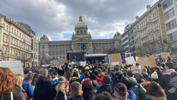 Demonstrace Milionu chvilek na Václavském náměstí