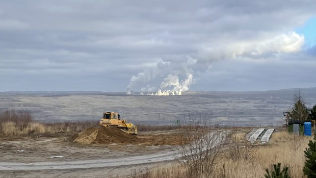 Důl Túrow zatím stále funguje. Přerušení těžby už nařídil Evropský soud, Polsko má za každý den těžby navíc platit Česku 13 milionů korun