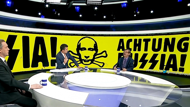 Nápis &quot;Achtung RuSSia&quot; v pořadu Polské televize Minęła 20