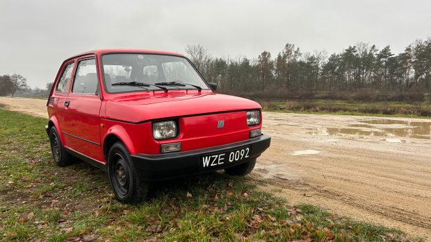 Alexandr Kluszczyński dostal auto od dědečka a jel s ním na svou svatbu