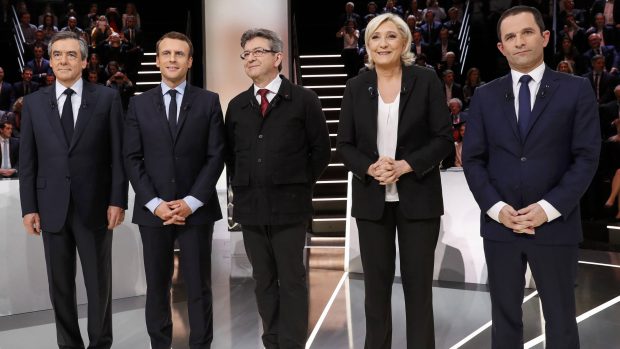 Francouzští prezidentští kandidáti: Francois Fillon, Emanuel Macron, Jean-Luc Mélenchon, Marine Le Penová a Benoit Hamon