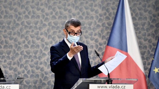 Andrej Babiš na tiskové konferenci k novému stavebnímu zákonu.