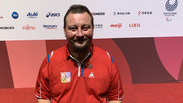Stolní tenista Jiří Suchánek