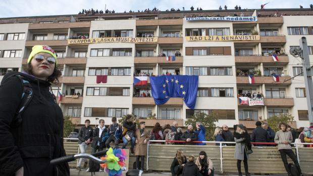 Demonstrace na Letné, 16.11.2019