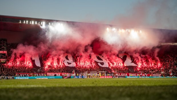 Atmosféra na Tribuně Sever během 308. pražského derby