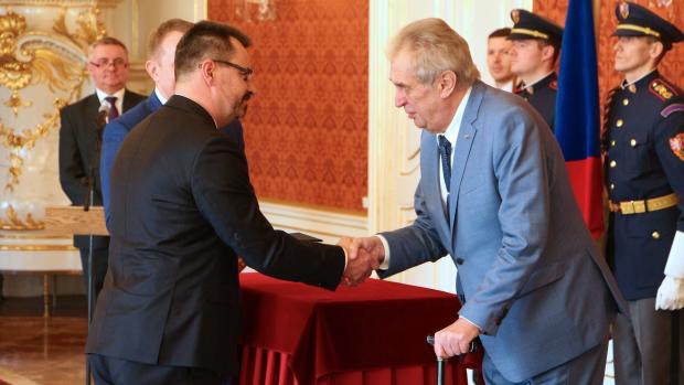 Prezident Miloš Zeman jmenoval ve středu předsedu ústeckého krajského soudu Luboše Dörfla do čela Vrchního soudu v Praze.