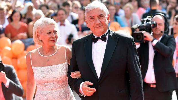 Na festival do Karlových Varů přijel i Miroslav Donutil se svou manželkou Zuzanou